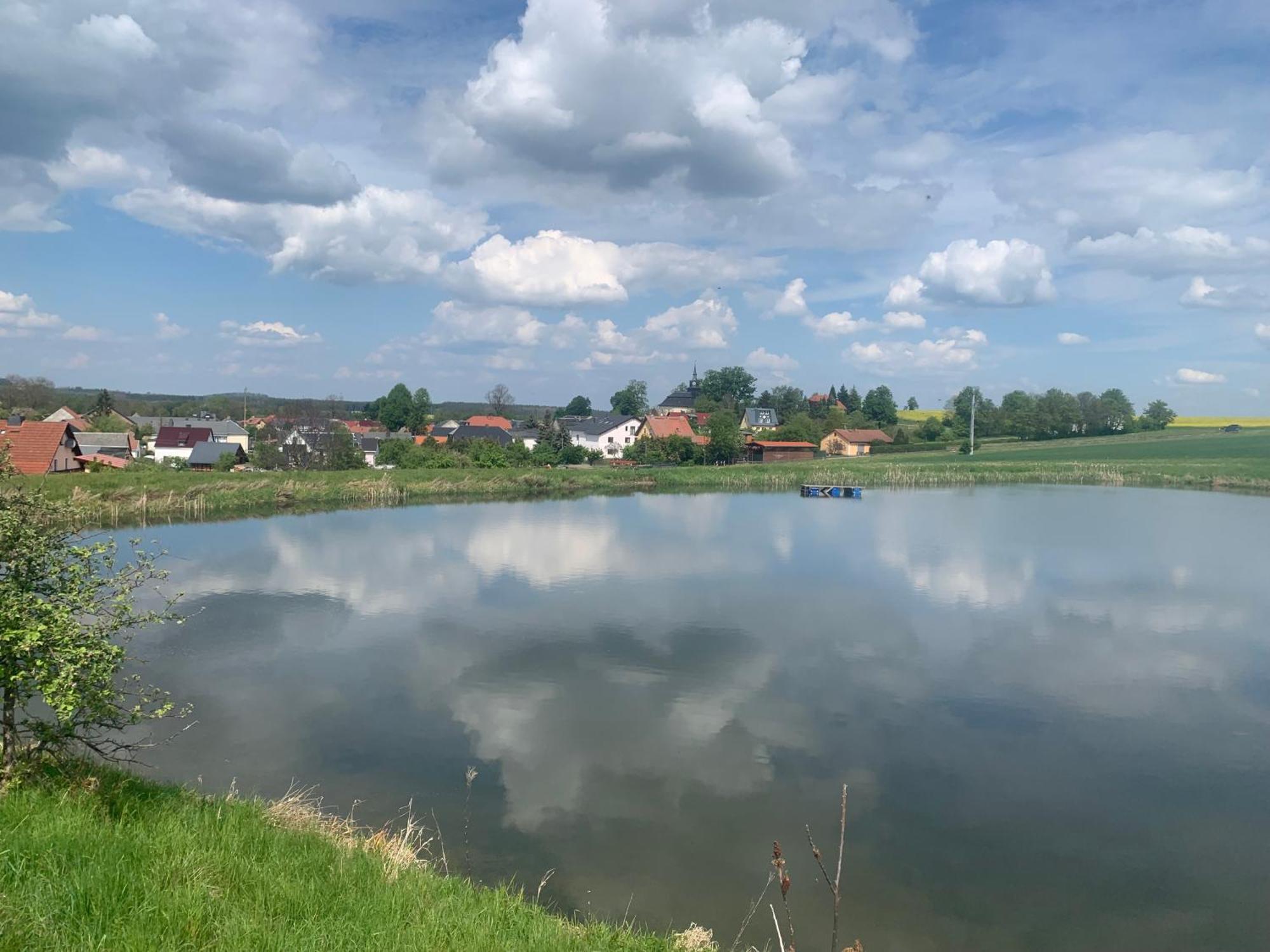 Gemuetliche Ferienwohnung In Idyllischer Lage-Auf Dem Land Dittersdorf Екстериор снимка